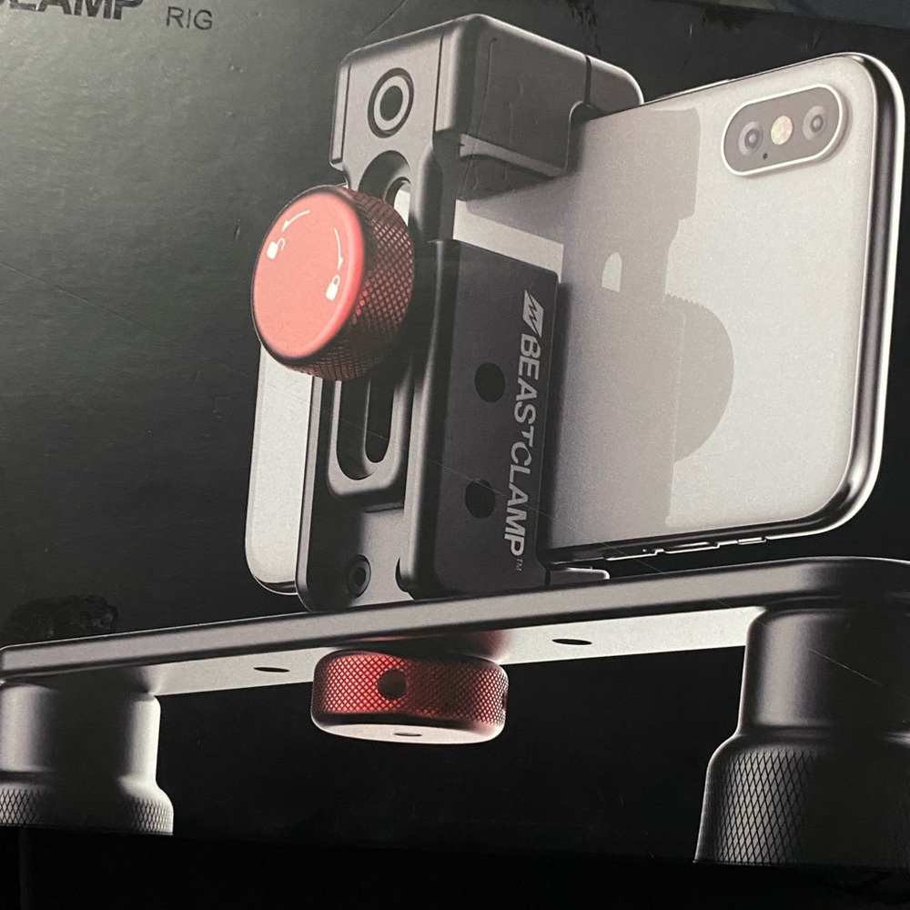 Beastclamp Rig with Red Knob turn you’re cell phone into a video camera